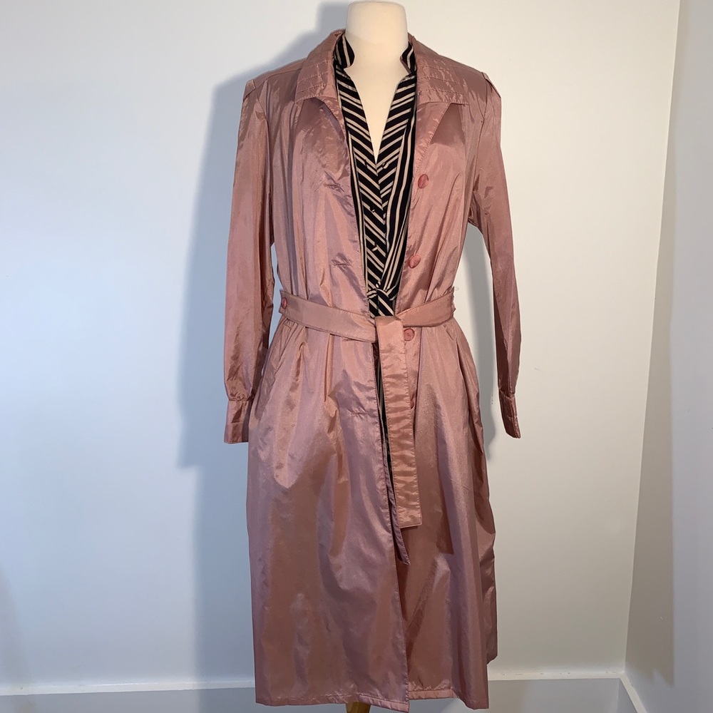 Vintage Totes Trench in Millenial Pink!